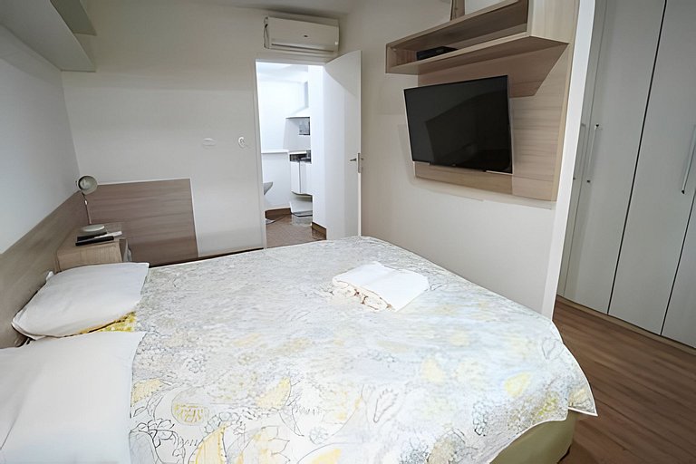 Urq101| Studio compacto no Leblon