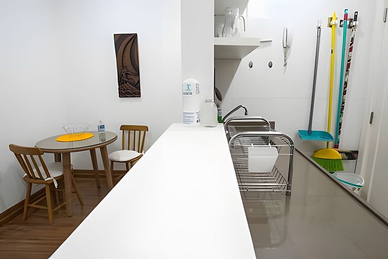 Urq101| Estudio compacto en Leblon