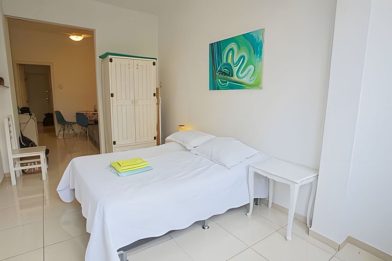 Pla618| Studio na quadra da praia de Copacabana