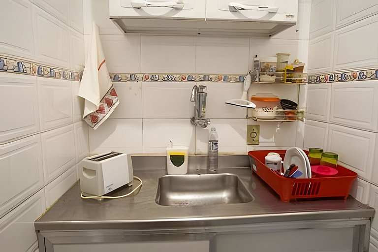 Pla618| Studio na quadra da praia de Copacabana