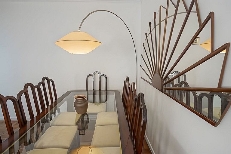 Ff401| Três quartos em rua tranquila do Leblon