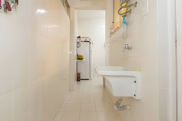 Sam707 | 2 qtos com vista para Praia de Copacabana