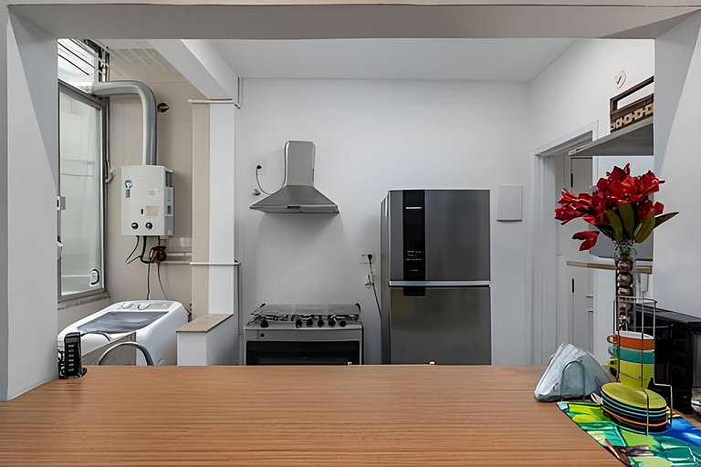 Hum104| Bedroom and living room in Leblon