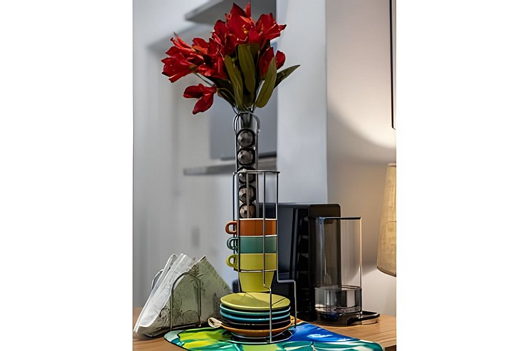 Hum104| Bedroom and living room in Leblon