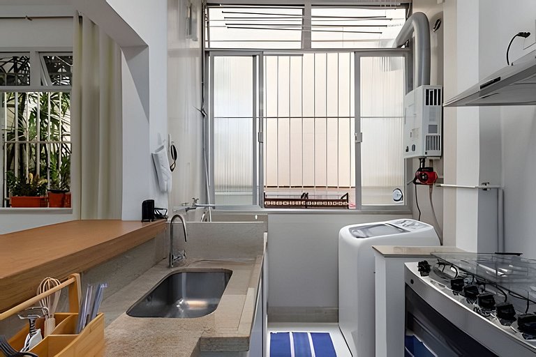 Hum104| Quarto e sala no coração do Leblon