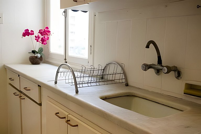 Fer504| ¡Apartamento en Rua Dias Ferreira, Leblon!