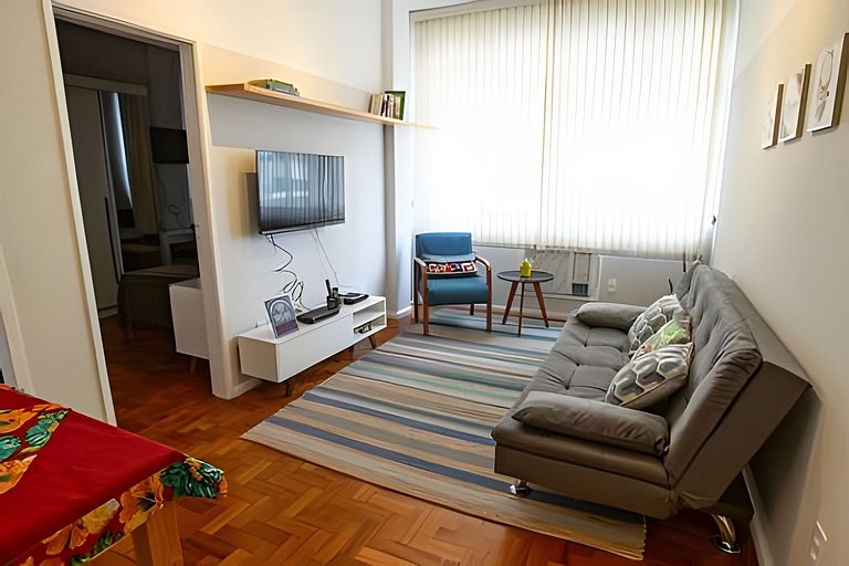 Lau1112| Bedroom and living room in Botafogo