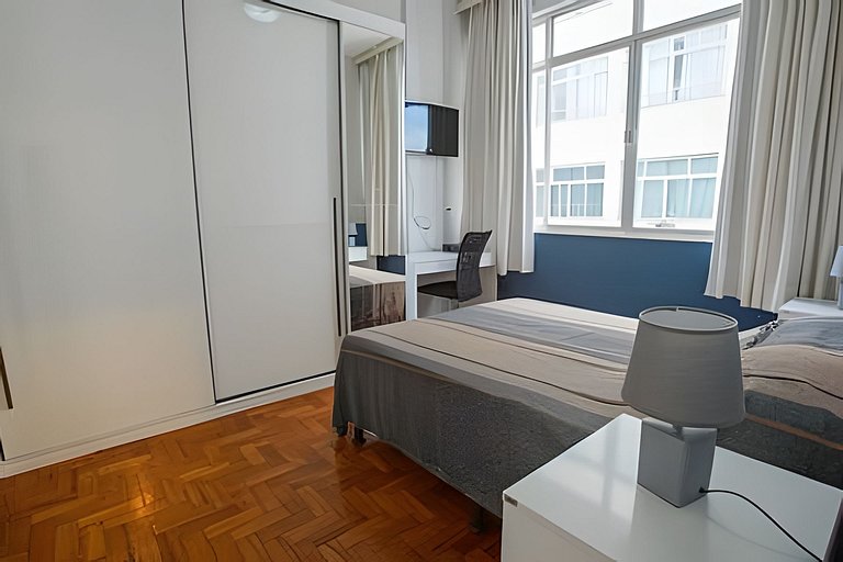 Lau1112| Quarto e Sala em Botafogo