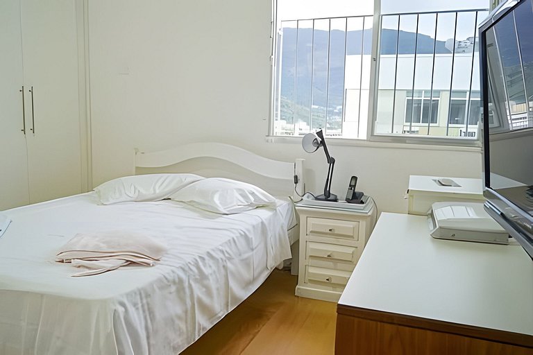 Ff1501| 2 bedrooms in Leblon with a view