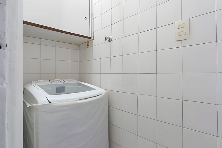 Visc303| Bedroom & Living Room near Ipanema Beach