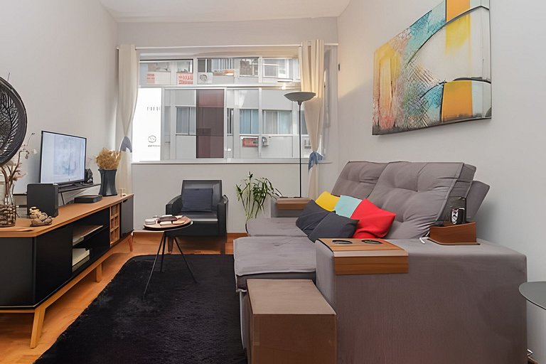 Mag504| Espaçoso apartamento em Copacabana