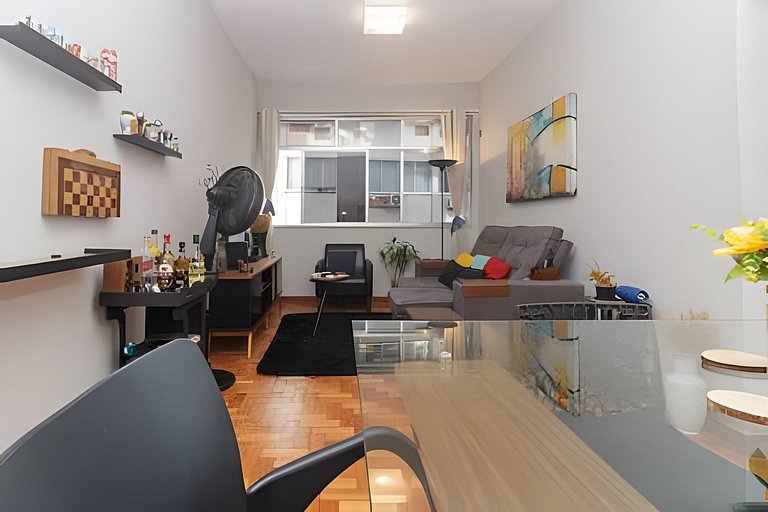 Mag504| Espaçoso apartamento em Copacabana