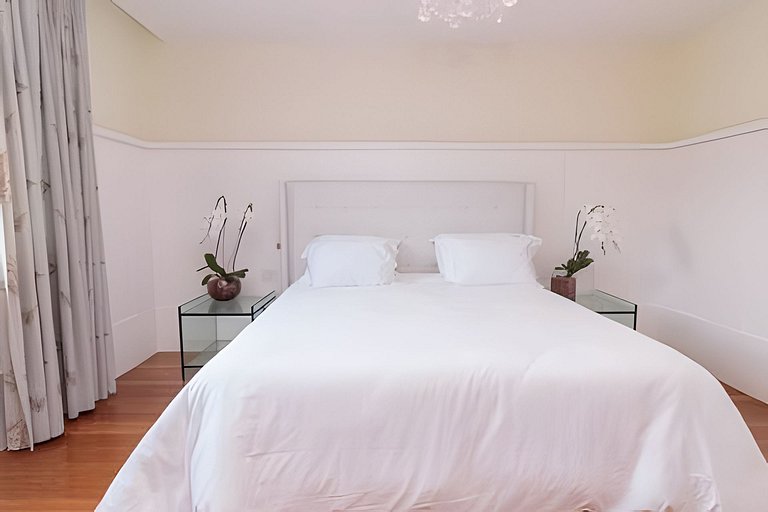 House with pool in Leblon (Jd Pernambuco)