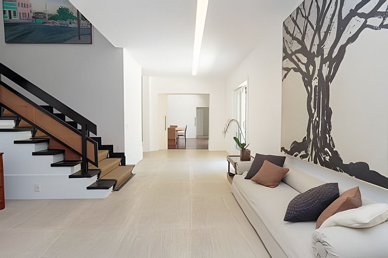 Casa com piscina no Leblon (Jd Pernambuco)