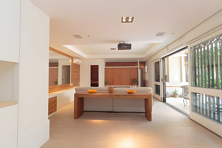 House with pool in Leblon (Jd Pernambuco)