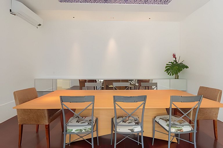 Casa com piscina no Leblon (Jd Pernambuco)