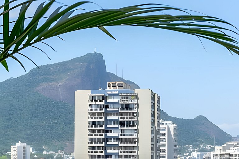 Azevedo1108| Apart in Leblon next to Dias Ferreira