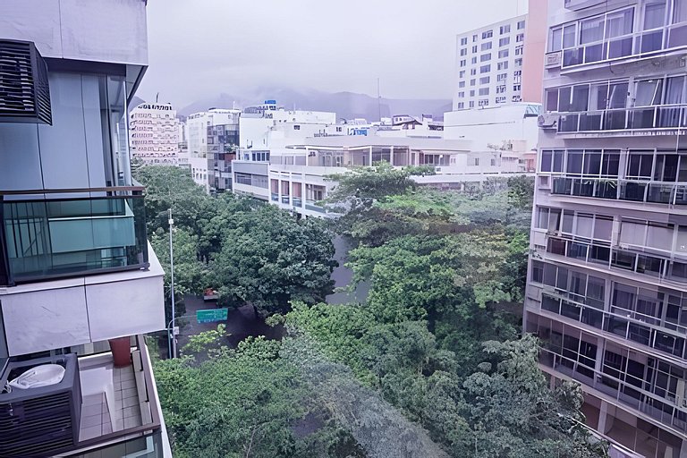 Mar503.15| Flat on the block of Leblon beach