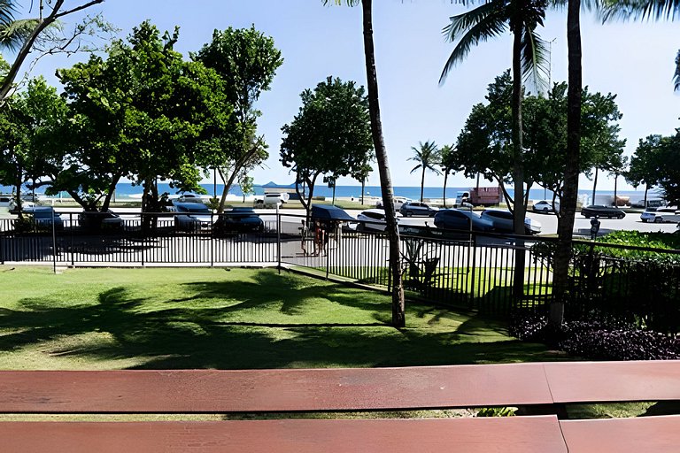 Luc113| Flat with pool and sauna on Barra beach