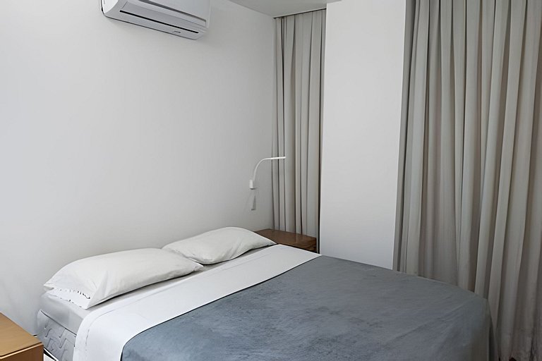 Sam604| Apt in the most charming spot in Leme