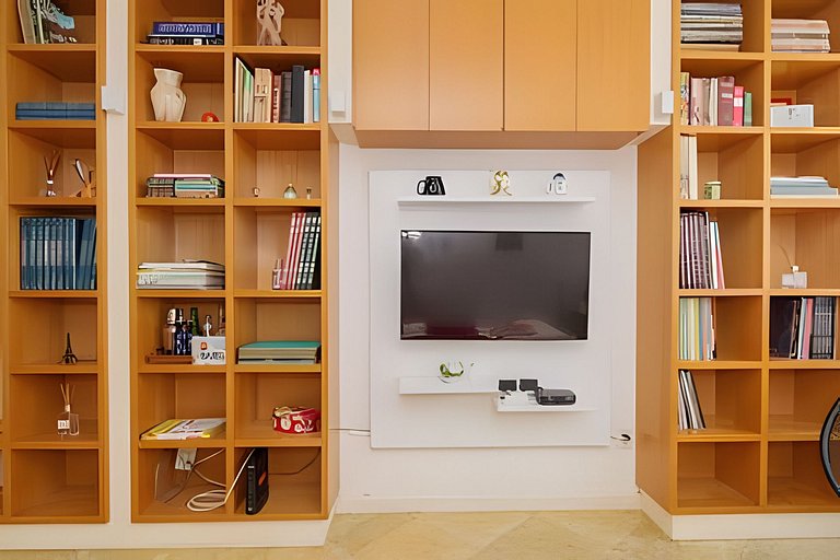 Ff503| Apartment in a bucolic street in Leblon