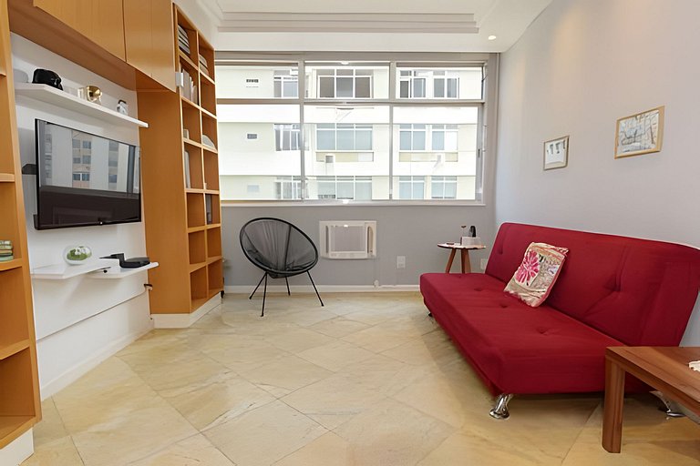 Ff503| Apartment in a bucolic street in Leblon