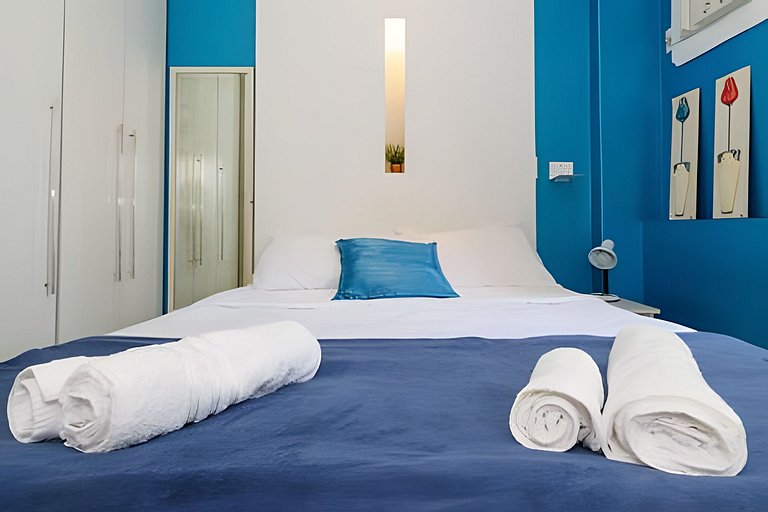 Ff503| Dpto en una calle bucólica de Leblon