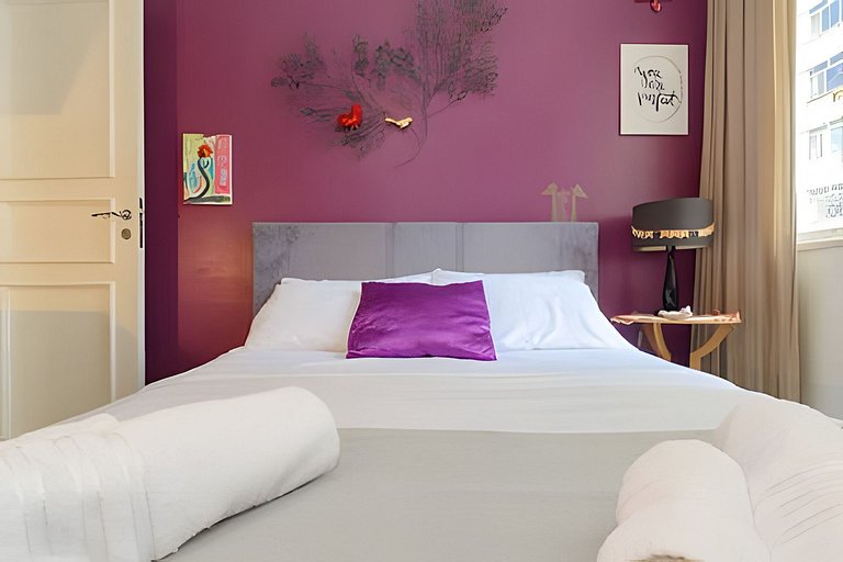 Ff503| Apartment in a bucolic street in Leblon