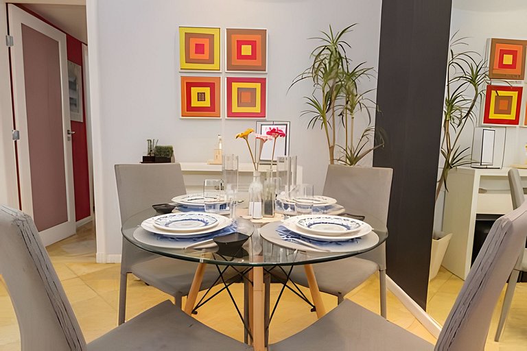 Ff503| Apartment in a bucolic street in Leblon