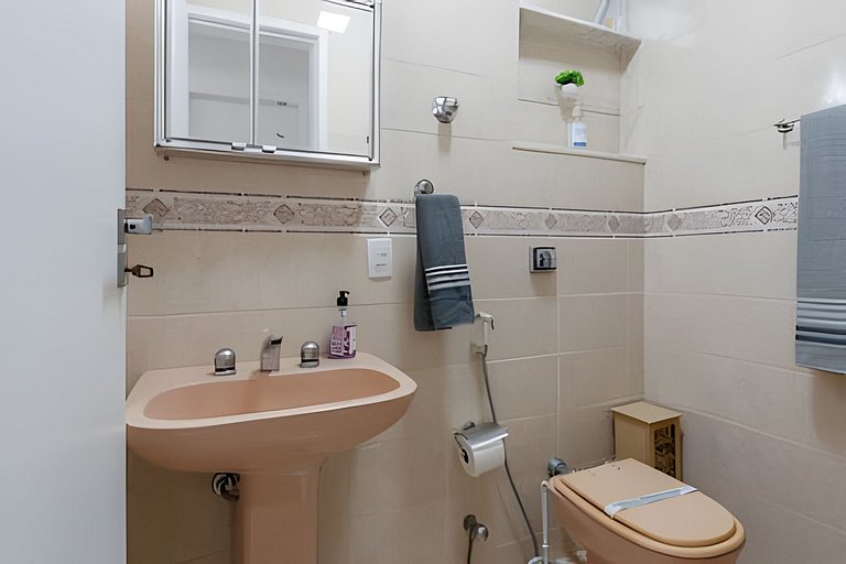 Duvivier1202 | Comfort 3 min from Copacabana Beach