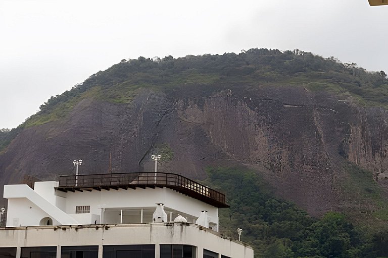 Duvivier1202 | Comfort 3 min from Copacabana Beach