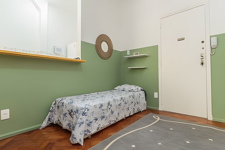 Bul303| Apartamento bucólico entre Copacabana e Ip