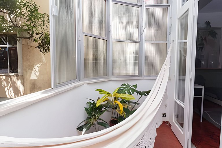 Bul303| Apto bucólico entre Copacabana e Ipanema