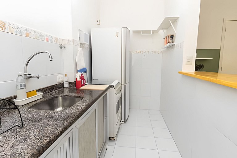 Bul303| Apartamento bucólico entre Copacabana e Ip