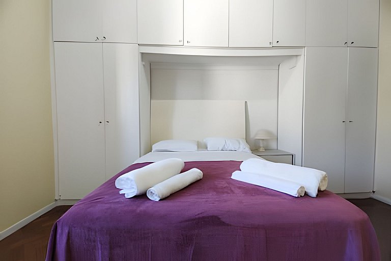 Mtr404 |2 quartos no Leblon a 2 minutos da praia