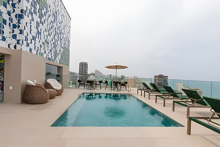 Lira1704|Flat no Leblon c/piscina a 2 min da praia