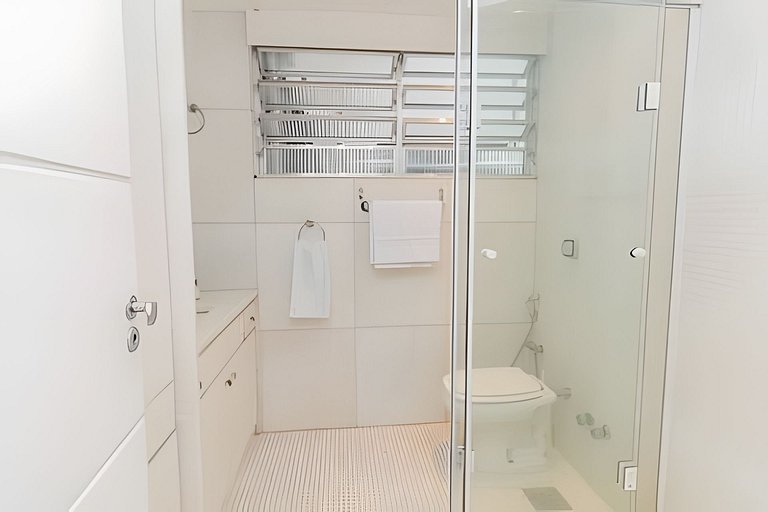 Mar201| Amplio apartamento en Leblon