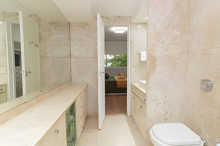 Mar201| Amplio apartamento en Leblon