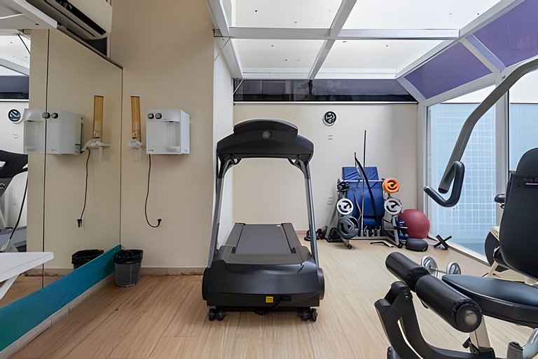 Serrao 405|Renovated flat in Lagoa for 2 people