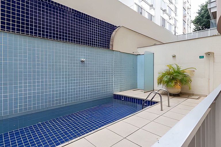 Serrao 405|Renovated flat in Lagoa for 2 people