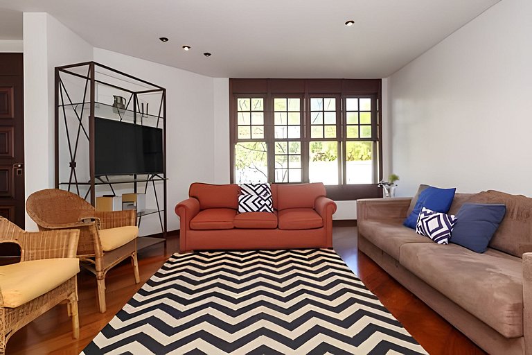 CasaBarra55| Casa com 5 quartos, piscina e sauna