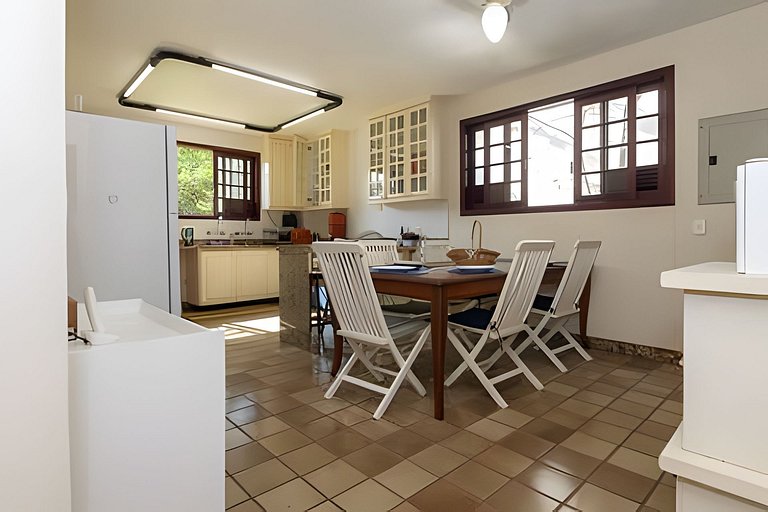 CasaBarra55| Casa com 5 quartos, piscina e sauna