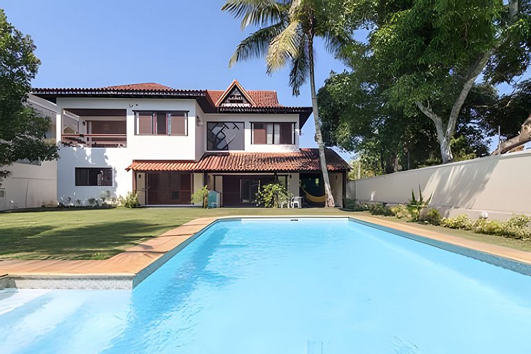 CasaBarra55| Casa com 5 quartos, piscina e sauna