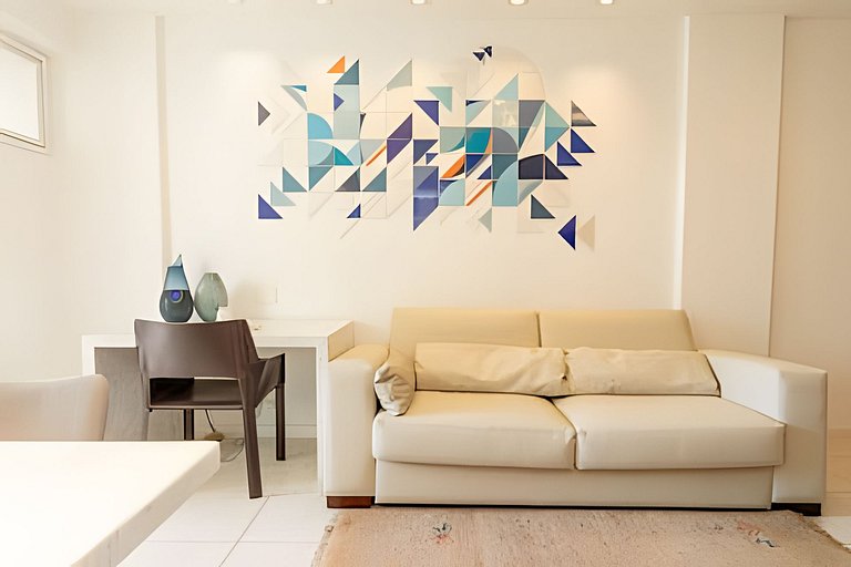 Serrao 405|Renovated flat in Lagoa for 2 people