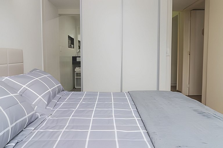 Ff702| 3 Quartos no Leblon