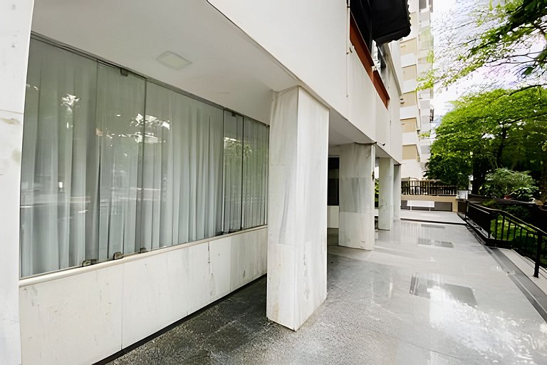 Ff702| 3 Quartos no Leblon