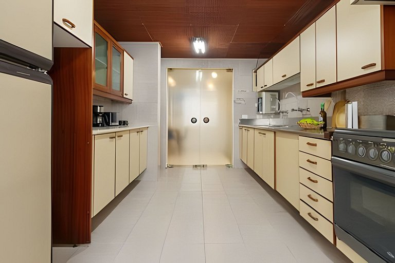 MAR301|Big and cozy in Leblon, 300m from the beach