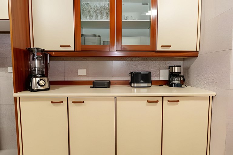 MAR301|Big and cozy in Leblon, 300m from the beach