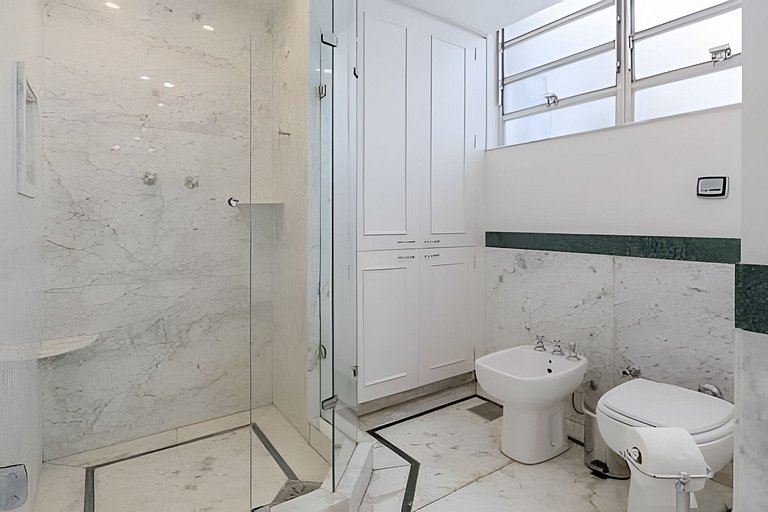 MAR301|Grande y cómodo en Leblon,300 m de la playa