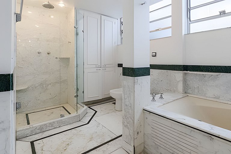 MAR301|Big and cozy in Leblon, 300m from the beach